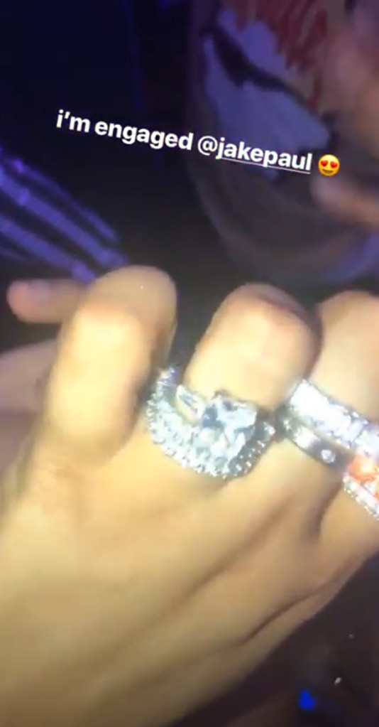 Tana Mongeau, Jake Paul Tana Mongeau, Jake Paul